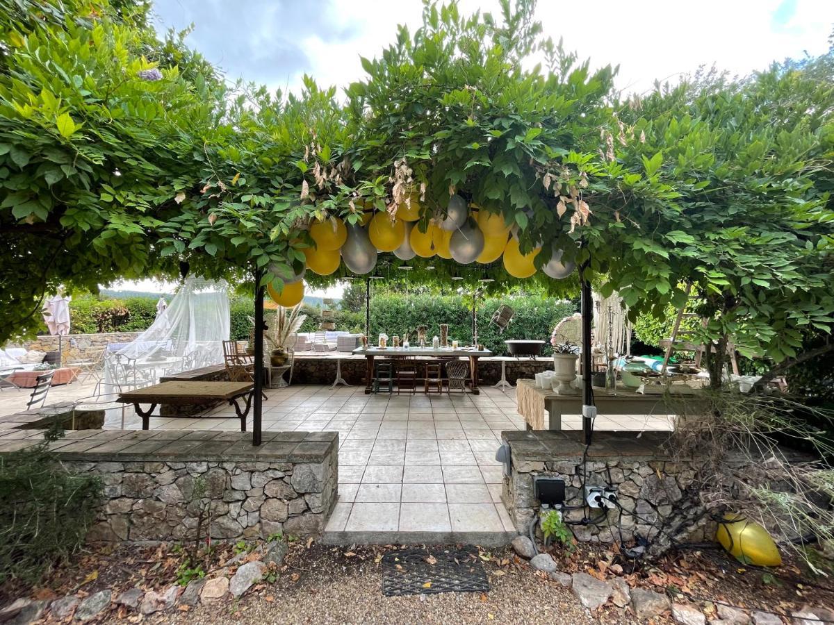 La Bergerie Barbebelle - Piscine - Proche Tourtour - Gorges Du Verdon - De Sainte Croix Bed & Breakfast Villecroze