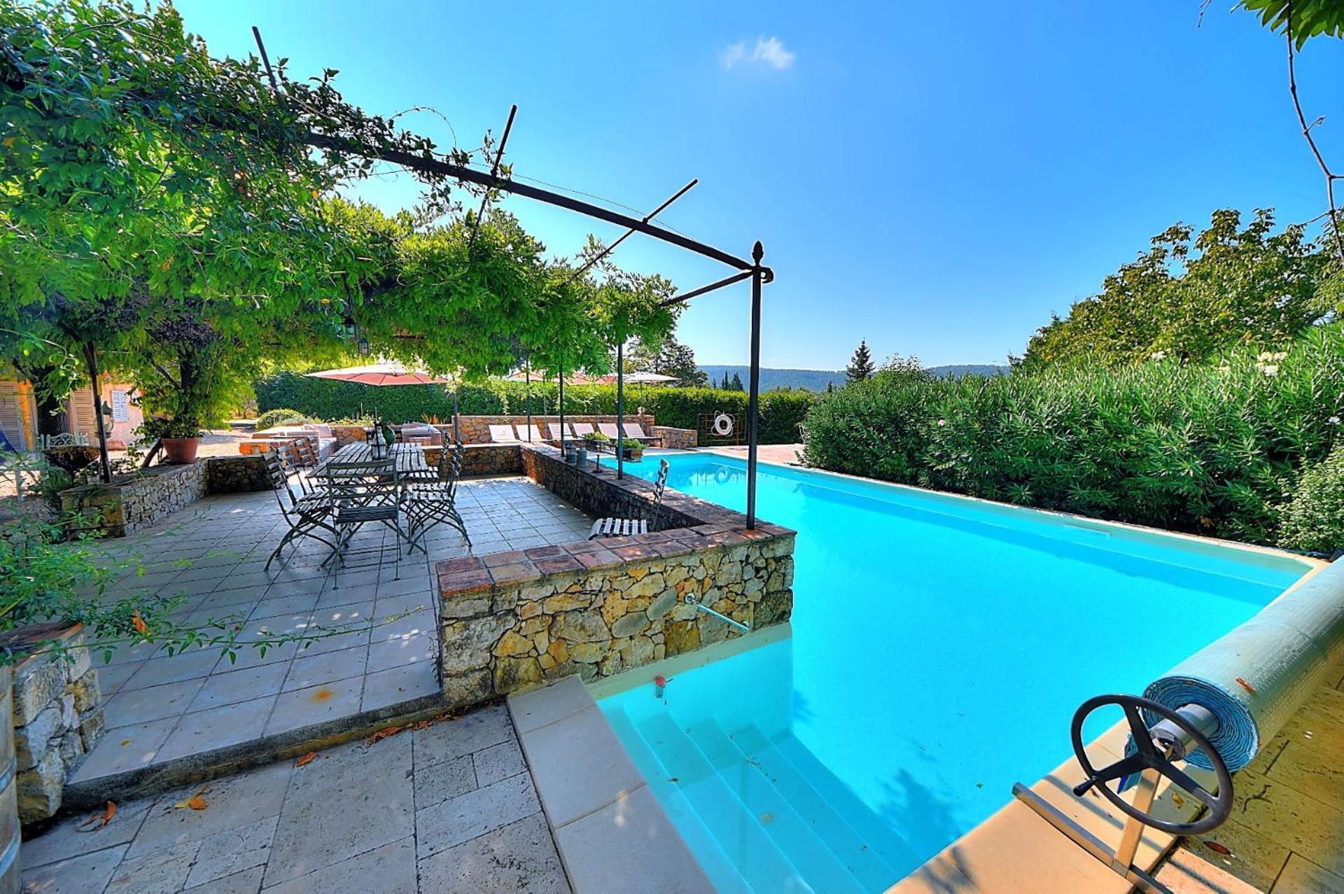 La Bergerie Barbebelle - Piscine - Proche Tourtour - Gorges Du Verdon - De Sainte Croix Bed & Breakfast *